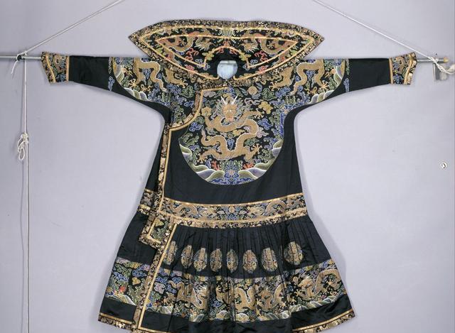 清代皇子礼服都是高档次的