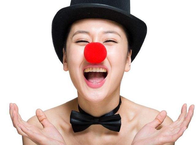 别以为马大不能当宠物,其实马能读懂人的喜怒哀乐能分辨人的手势