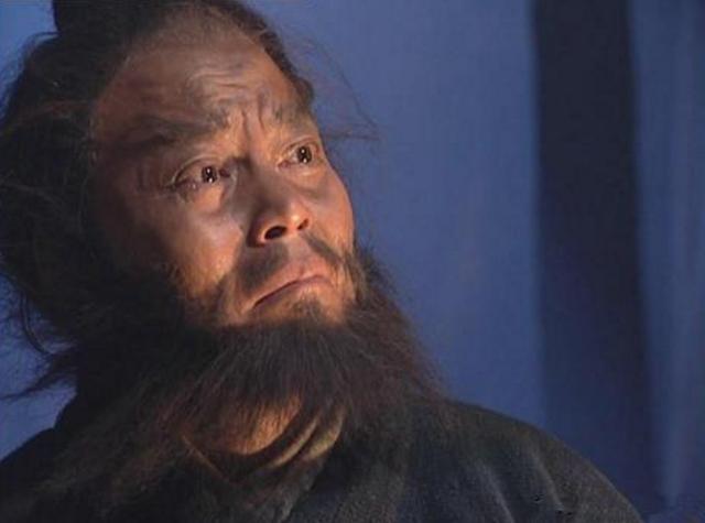 新版水浒中的李逵演得很失败吗?两个版本对比