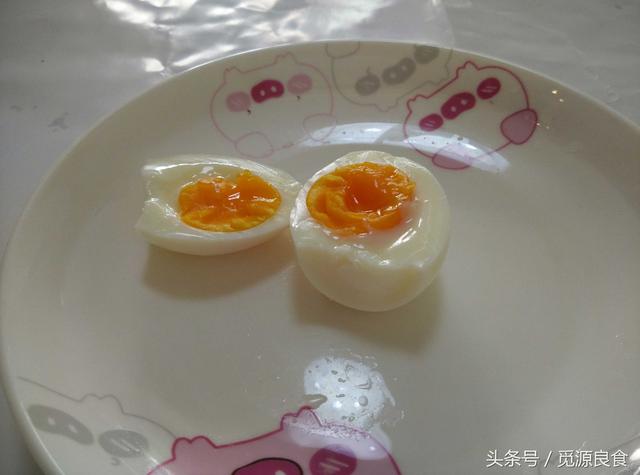 白水煮蛋 到底是多少分钟能煮出什么样的蛋？我来告诉你