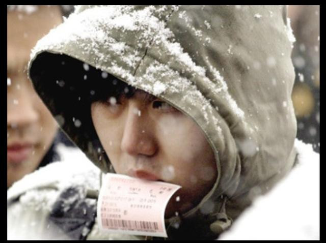 2018年春运将从2月1日开启,2008年雪灾里的春运,你还记得吗?