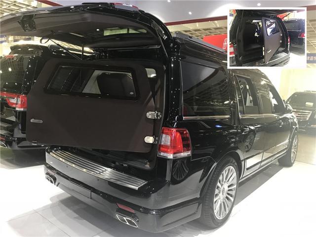 天津港展厅，2017款林肯领袖一号，这台车才是用来享受的