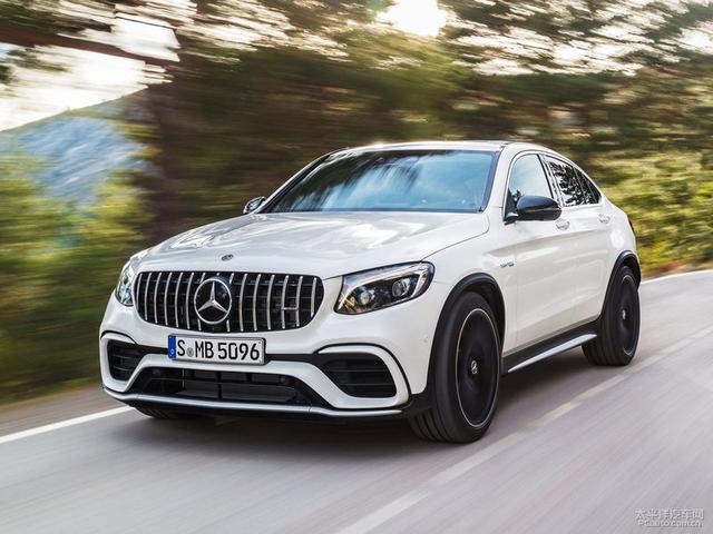 奔驰AMG GLC63S发布,配备V8双涡轮增压发动