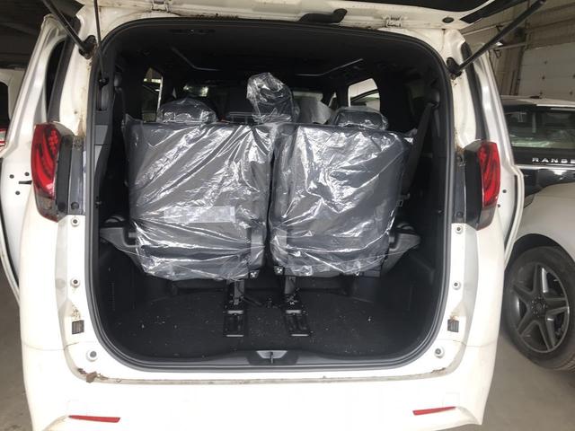 18款 3.5 两驱 丰田埃尔法真的是明星保姆车吗?到底有多好的配置