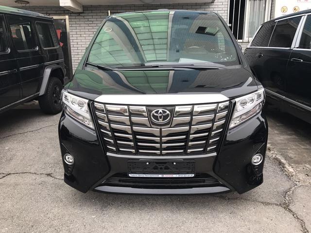 18款 3.5 两驱 丰田埃尔法真的是明星保姆车吗?到底有多好的配置