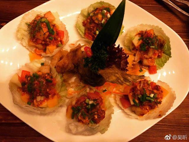 吴昕家的泰国餐厅“泰子椰”口碑爆棚，30块钱就能吃饱，还有...