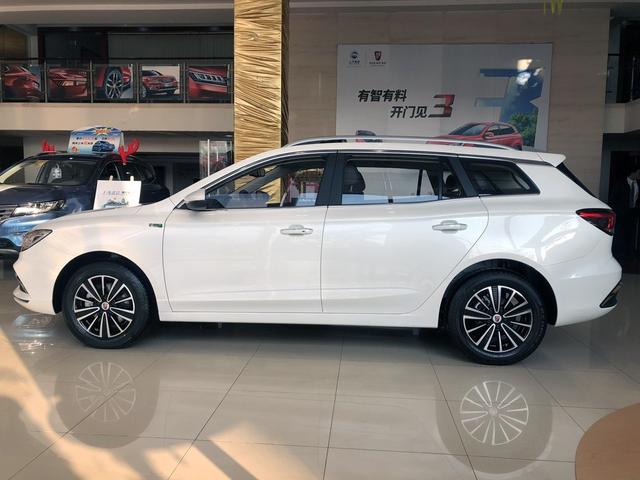 荣威首款电动旅行车,荣威Ei5新车到店
