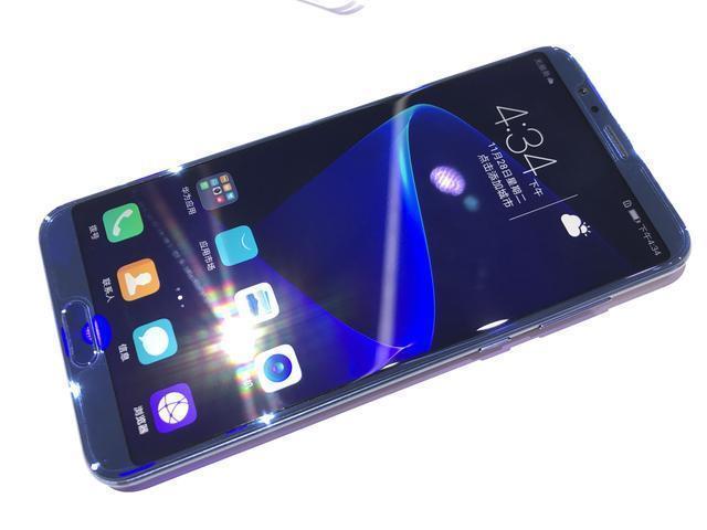 华为系荣耀V10一个惨字了得? 有使用者反映屏