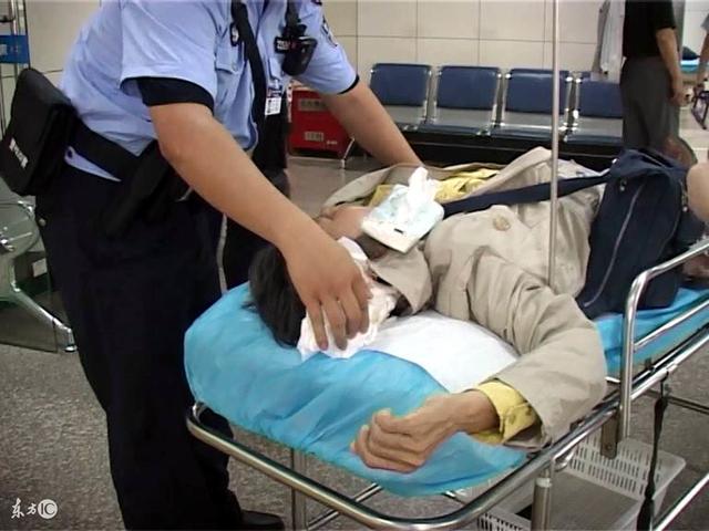 ���˷��ޣ��ϰ�ȥ������ʮ������̫̫û�ж���ȴ���˸�������