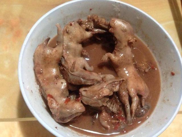 网友评选世界上8大最难吃食物,第3个最恶心,看着太吓人了!