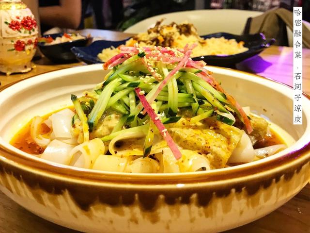 在深圳也能吃到正宗的新疆大盘鸡,让人看到都