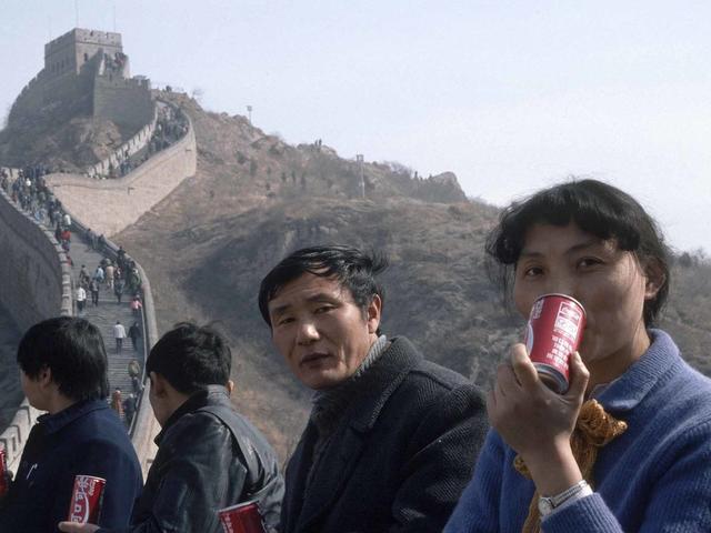 老照片告诉你，改革开放40年，人们怎么旅游！