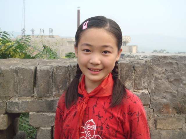 暖春也成功捧红了齐如意,于是她又相继出演了小姨多鹤中的张春美