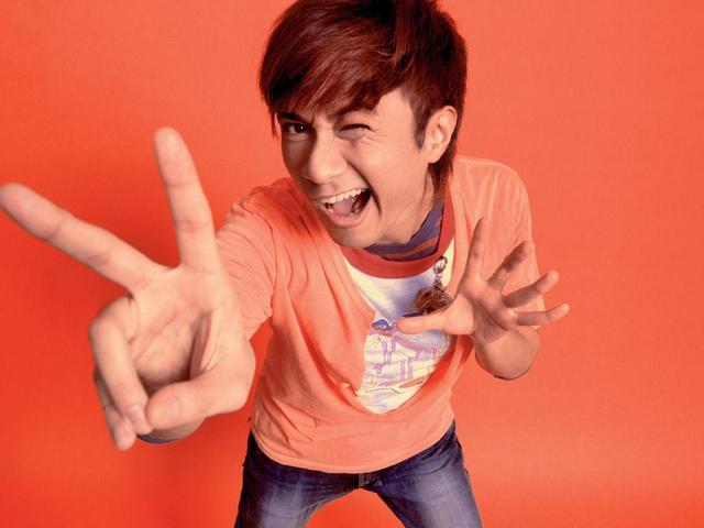 唱粤语歌最好听的十大歌手,张国荣第二,梅艳芳