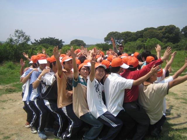 幼师团队游戏大全(幼师抱成团的精神拓展)!