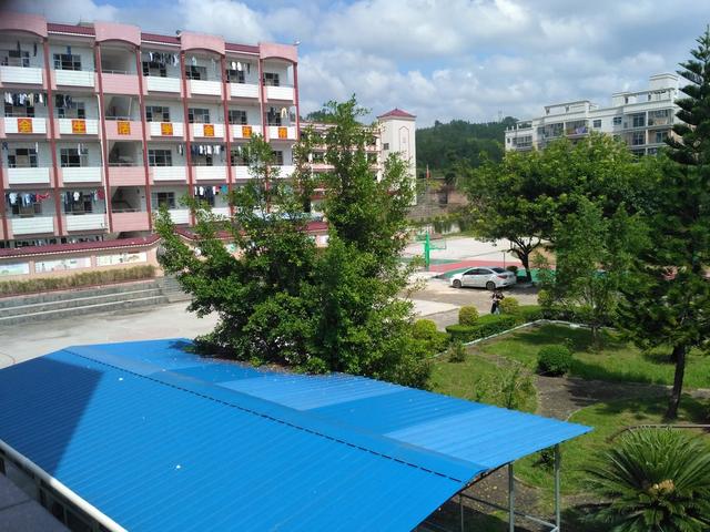 时隔多年,你还记得你的母校吗,我的母校--连平附城中学