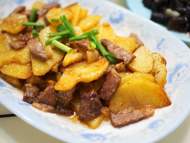 7.土豆片炒肉