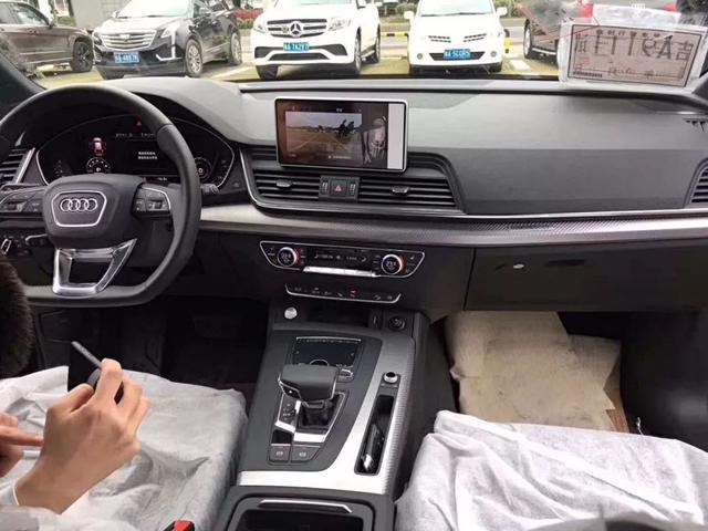 全新奥迪Q5L出现国内街头,吓得奔驰GLC赶紧加长了100mm!