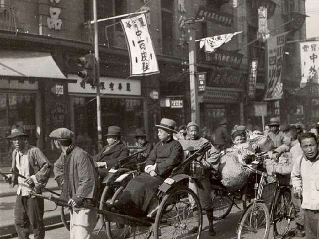 一组旧上海的老照片当年旧上海的繁荣程度超乎你的想象