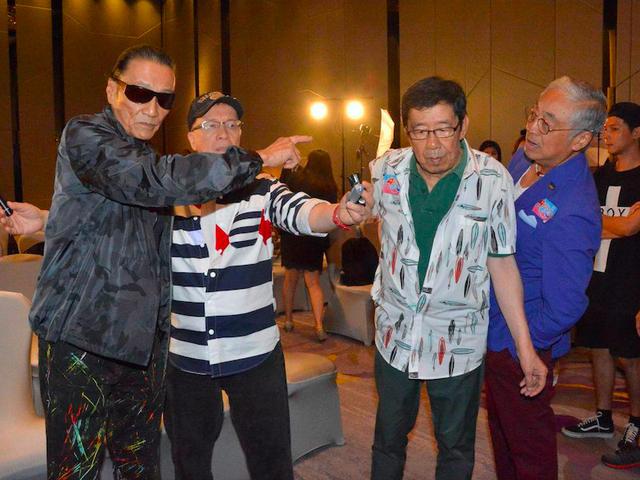 他是tvb慈父专业户,86岁要开演唱会,黎明张学友是他干