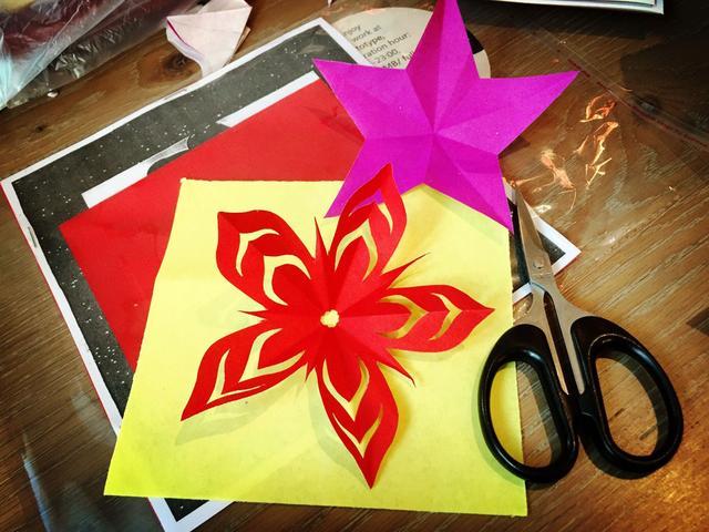 品味北京传统文化艺术沙龙 感受京派剪纸文化