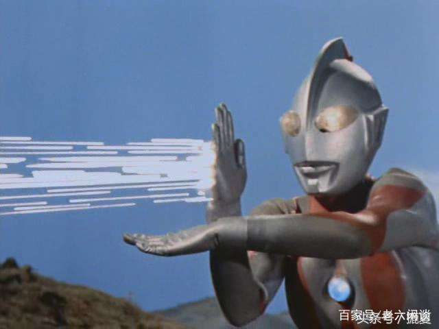 奥特曼光线动作谁好看?七爷:梦比优斯快点!发个光线都