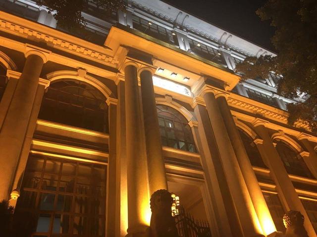 访寻广州古建筑--欧州古典主义建筑风格的财厅大楼