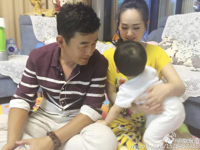 张歆艺当年肯定哭的很惨！和王志飞7年爱情，竟输给一个三线演员