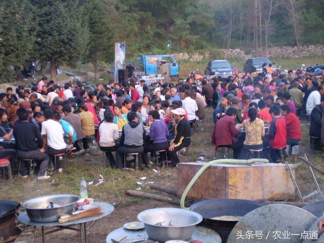 2018农村将禁止大操大办, 相互攀比, 村民对此