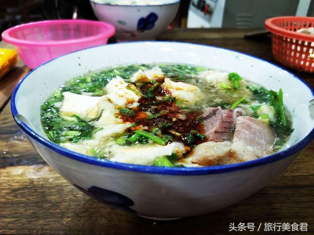 《舌尖上的中国》将西安水盆羊肉变成了街头网