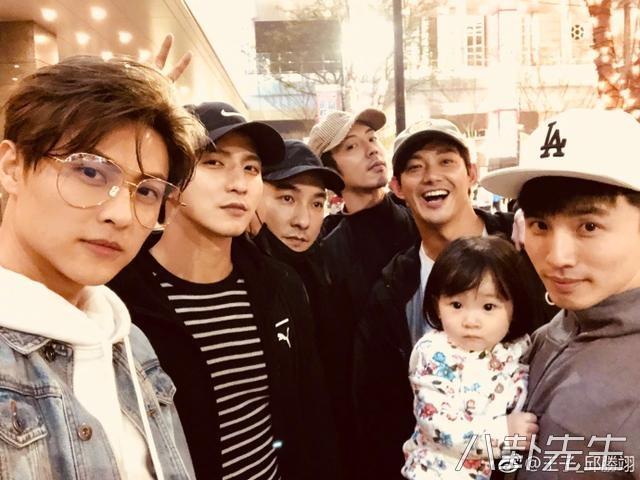 棒棒堂重聚引“回忆杀”, 如今有人做老板, 有人还在演偶像剧
