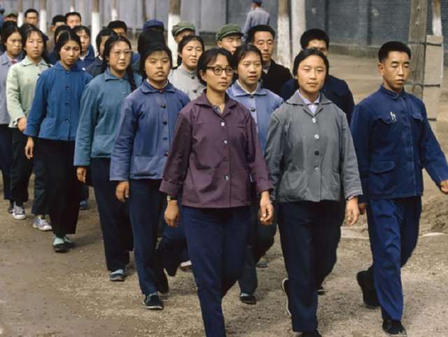中国1977年真实老照片:40年前人们的生活状态,图4让人