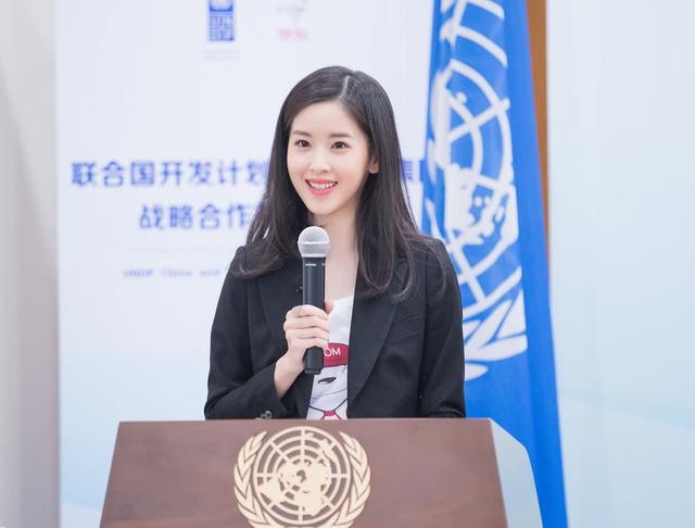 在京东!刘强东赋予章泽天的权利到底有多大?员