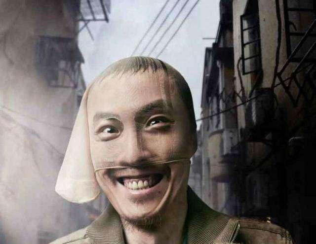 “黄胶鞋,七分裤,山羊胡子刘海柱”,33岁熬成喜剧“一哥”