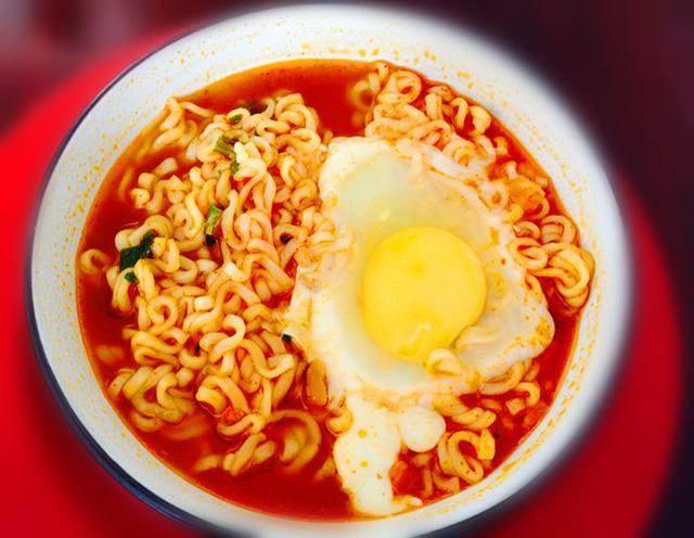 韩国拉面哪个牌子好吃 (韩国拉面哪个牌子好)