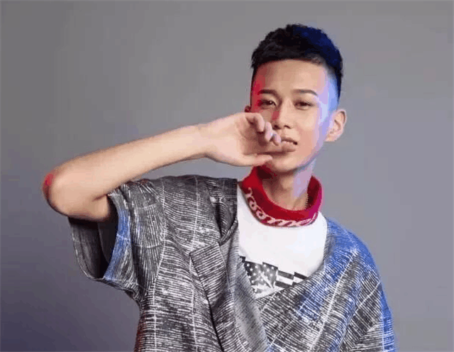 快手神曲《带你去旅行》, 但歌词越听越不对劲