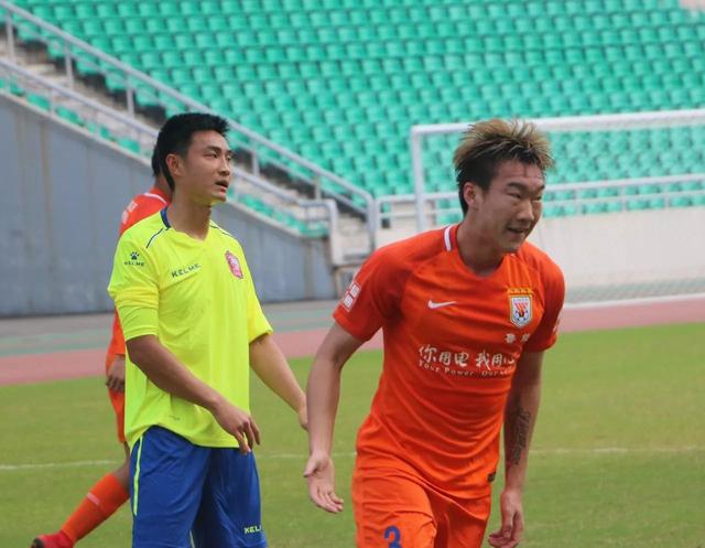 教练组分工+技战术风格全解读,揭开李霄鹏治下