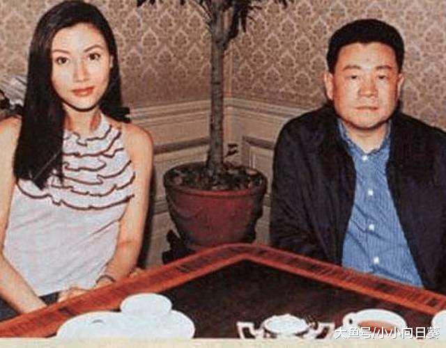 刘鉴雄对待关之琳无情, 唯独对她很长情, 不惜豪砸500亿娶她