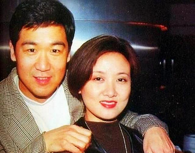 邓婕的王熙凤珍贵剧照几十张，太惊为天人了，无人超越