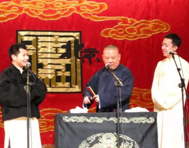 何云伟的3任妻子，不仅有颜还有料，网友直呼：不公平！