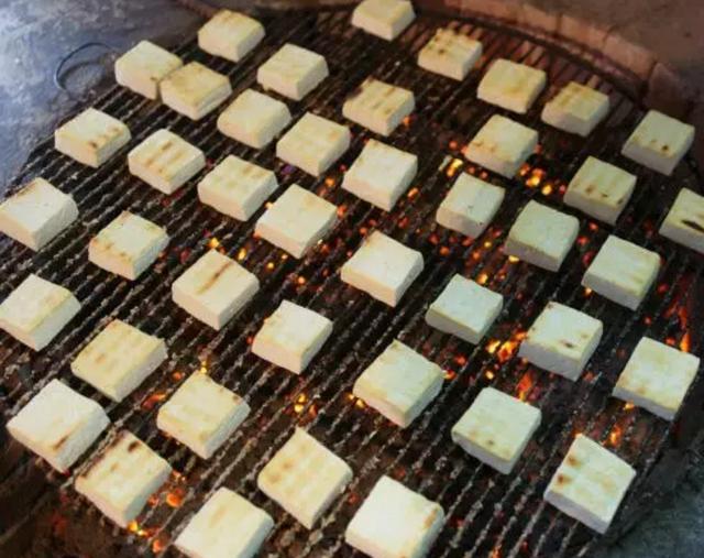 家乡味:因长平之战而生的高平烧豆腐,馋死个人了!