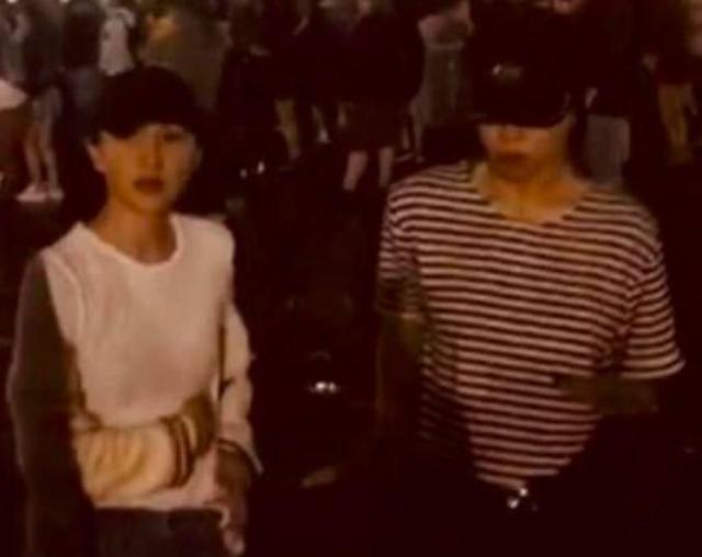 窦靖童陪周迅回老家过年?网友:窦靖童取代了高