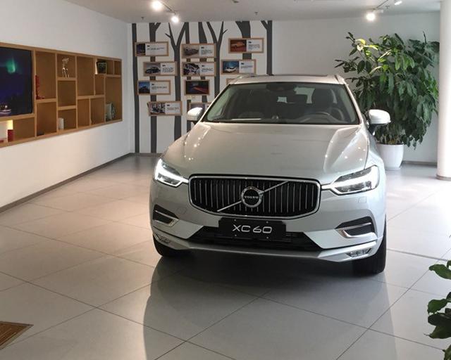 首批全新沃尔沃XC60实车到店,奥迪Q5 奔驰GLC要凉透了高清图片