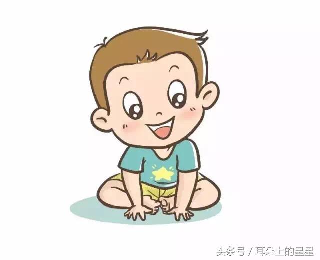 如何纠正宝宝的不良坐姿? 1,给宝宝后背垫一个靠垫.