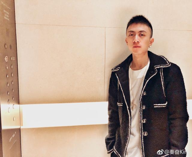 王思聪黄毅清秦奋这三个富二代,怎么就成了声