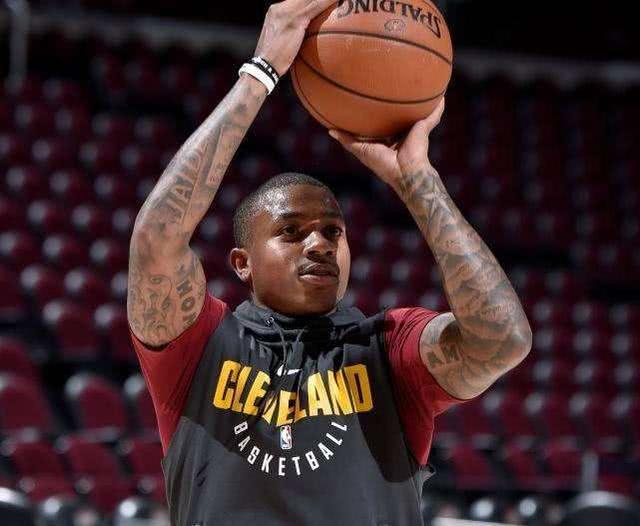 骑士与雷霆达成交易,小托马斯与乔治互换,詹姆