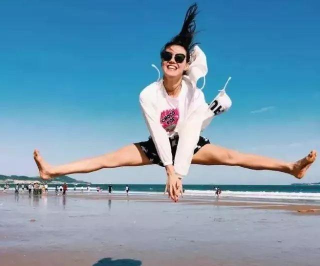 我敢说百分之90%的人都不知道 倪妮是 国家二级游泳运动员 上图可以