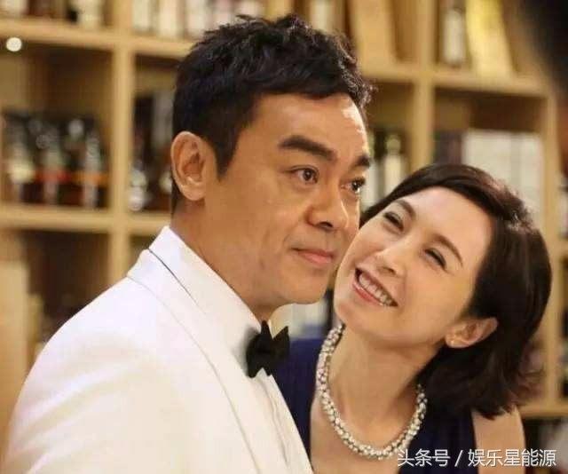 54岁刘青云近照,从小被父母嫌弃,妻子是工程师