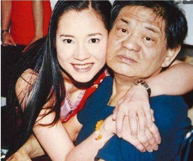 她拍摄三级片被“假戏真做”，变成富豪玩物，现沦为小时工下场