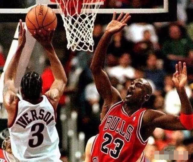 回顾当年艾弗森晃过乔老板的那场比赛,乔丹对他赞不绝口!